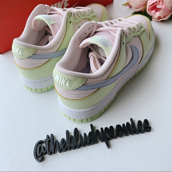 Nike Dunk Low NWT - Picture 8 of 10